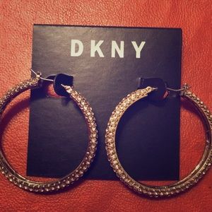 hoops earring